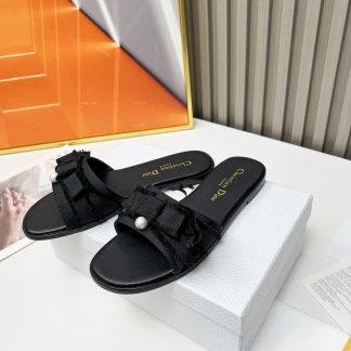 Dior Round Toe Pearl Open-Toe Slippers