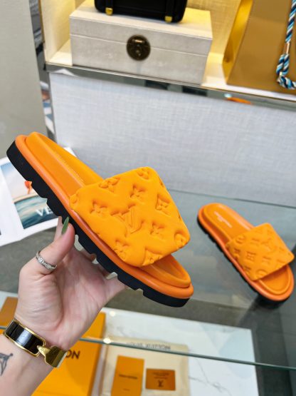 Louis Vuitton Pool Pillow Comfort Slide Sandals - Image 9