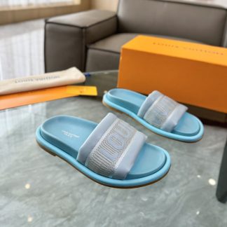Louis Vuitton couple slippers