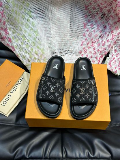 Louis Vuitton high-end men's summer slippers