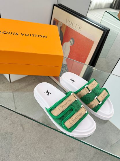 Louis Vuitton high-end men's summer slippers