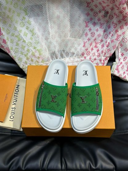 Louis Vuitton high-end men's summer slippers