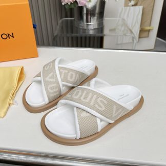 Louis Vuitton Spring and Summer New Slippers