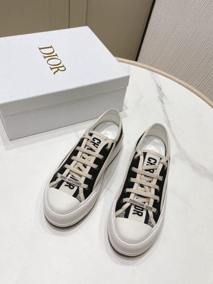 Dior Walkn series old flower embroidery thick-soled canvas shoes