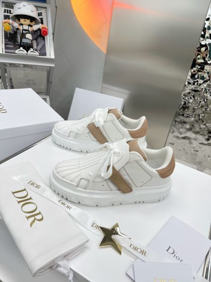 Dior shell toe white shoes