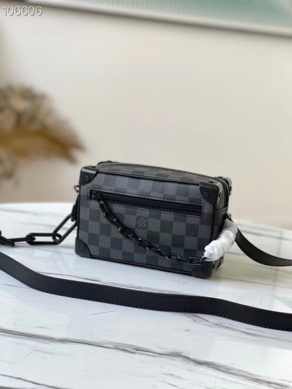 Louis Vuitton bag M44480