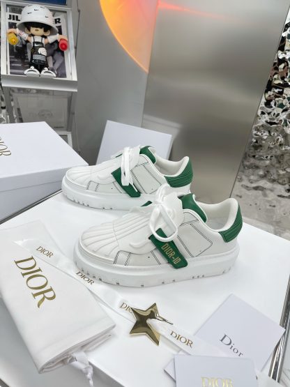 Dior classic and fashionable shell toe white shoes