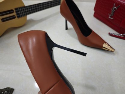 YSL high heels with YSL logo, elegant and stylish high heels. - Image 2