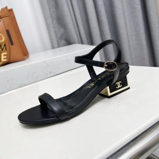 Chanel black one-strap gold-plated heel sandals Heel height: 3.5cm