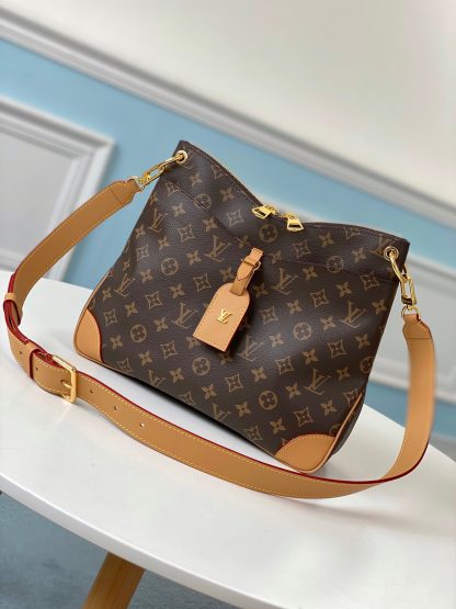 Louis Vuitton autumn and winter new Odeon medium handbag
