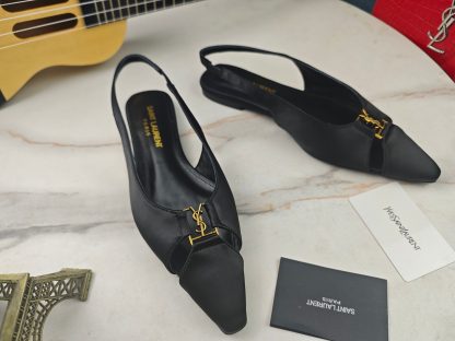 YSL flat-soled YSL logo sandals