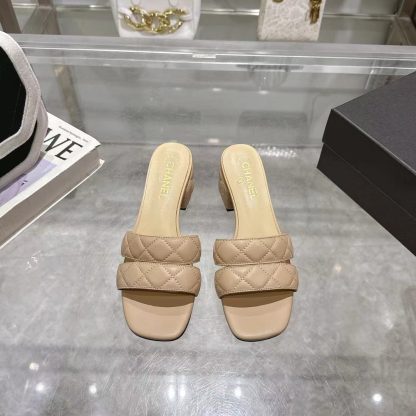 Chanel Spring/Summer New Arrival Apricot Embroidered Linge Classic Sandals Heel Height 5cm