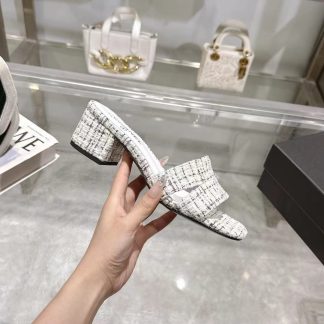 Chanel Spring/Summer New Black and White Mixed Embroidered Linge Classic Sandals Heel Height 5cm