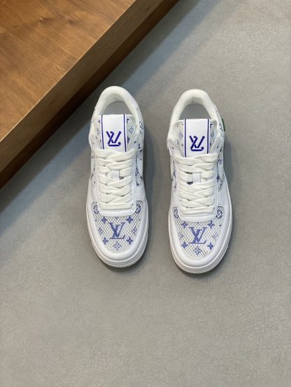 Louis Vuitton co-branded casual sneakers