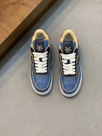 Louis Vuitton co-branded casual sneakers