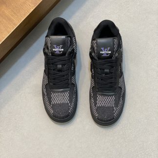 Louis Vuitton co-branded casual sneakers