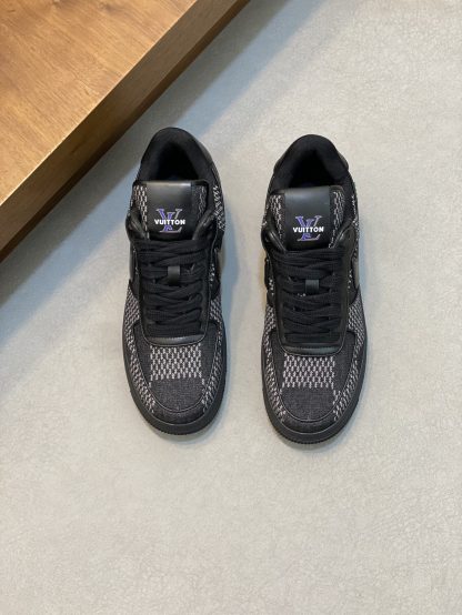 Louis Vuitton co-branded casual sneakers