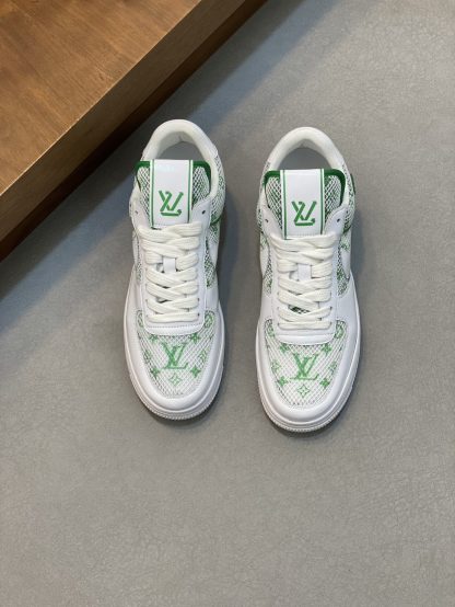 Louis Vuitton co-branded casual sneakers