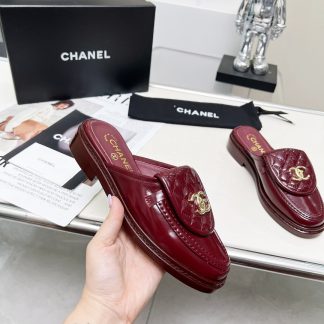 Chanel autumn and winter new goddess elegant temperament red shiny leather half slippers
