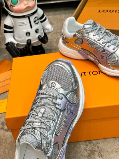 Louis Vuitton Olympia series couples' models Silver Horn King leisure sports shoes running shoes - Image 2
