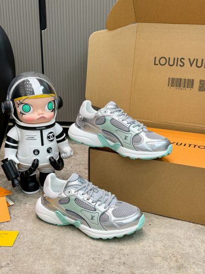 Louis Vuitton Olympia series couples' models Silver Horn King leisure sports shoes running shoes