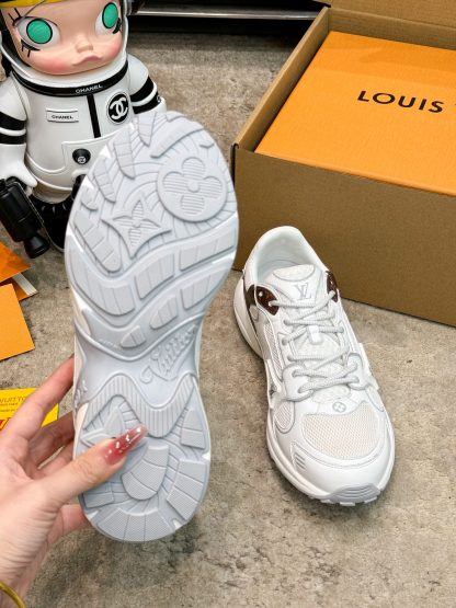 Louis Vuitton Olympia series couples' models Silver Horn King leisure sports shoes running shoes - Image 2