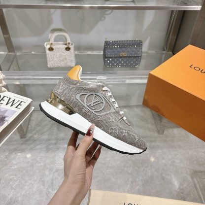 Louis Vuitton Neo Run Away sneakers - Image 2