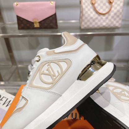 Louis Vuitton Neo Run Away sneakers - Image 2