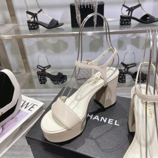 Chanel Early Spring Off-White Round Toe Colored Brick Slimming Sandals Heel Height 9cm