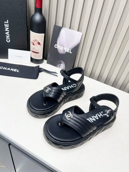 Chanel's early autumn hit versatile soft and comfortable black sandals