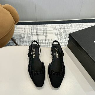 Chanel's latest black all-match luxury ballet flat sandals