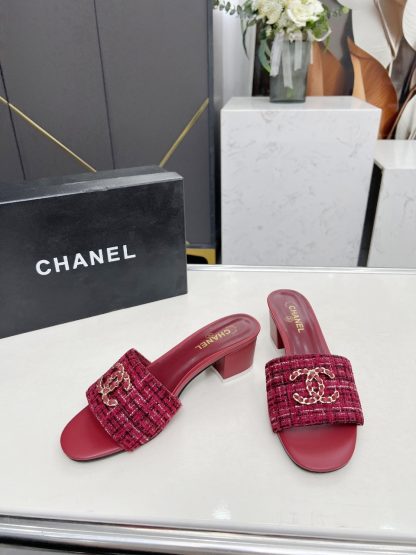 Chanel 2025 new red fabric sheepskin thick heel sandals