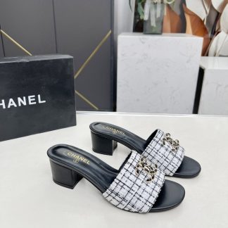 Chanel 2025 new black and white checkered fabric sheepskin thick-heeled sandals