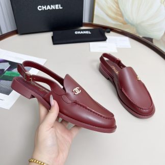 Chanel red spring and summer dancing shoes series retro style half-slip sandals heel height 2.5cm