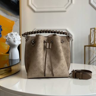 Louis Vuitton Vert LagonMuria Bucket Bag