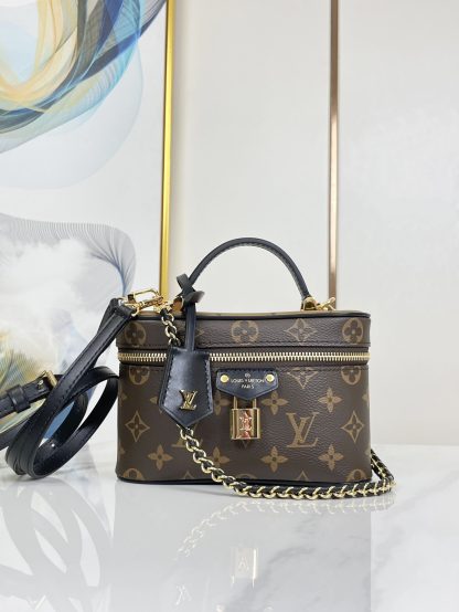 Louis Vuitton VANITY CHAIN ​​POUCH cosmetic bag