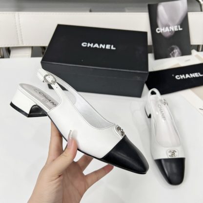 Chanel Early Spring Dance Shoes Series New Small Round Head White Retro Feeling Sandals