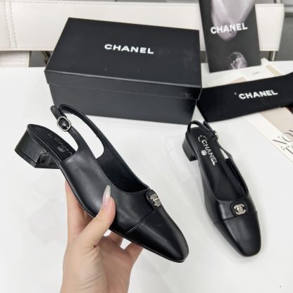 Chanel Early Spring Dance Shoes Series New Small Round Head Black Retro Feeling Sandals