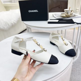 Chanel Spring and Summer Dance Shoes Series New Small Round Head Slim White Sandals Heel Height 2cm