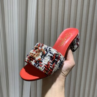 Chanel's new spring and summer red goddess elegant and durable thick-heeled sandals
