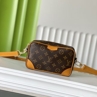 Louis Vuitton TROCADÉRO Mini Messenger Bag