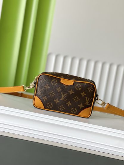 Louis Vuitton TROCADÉRO Mini Messenger Bag