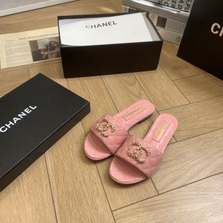 Chanel's new spring and summer light pink characteristic ladylike temperament durable flat sandals
