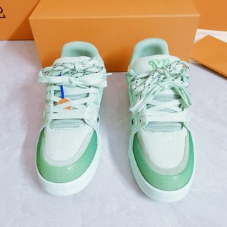 Louis Vuitton washed popular men's sports shoes
