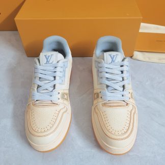 Louis Vuitton washed popular men's sports shoes
