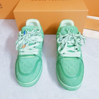 Louis Vuitton washed popular men's sports shoes