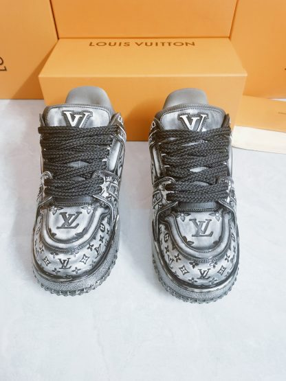 Louis Vuitton washed popular men's sports shoes