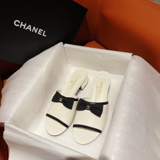 Chanel white new bow thick heel sandals heel height 4.5cm