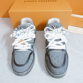 Louis Vuitton washed popular men's sports shoes