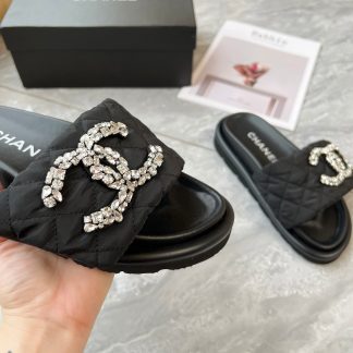 Chanel Couple's High-end Fashionable Black Sandals